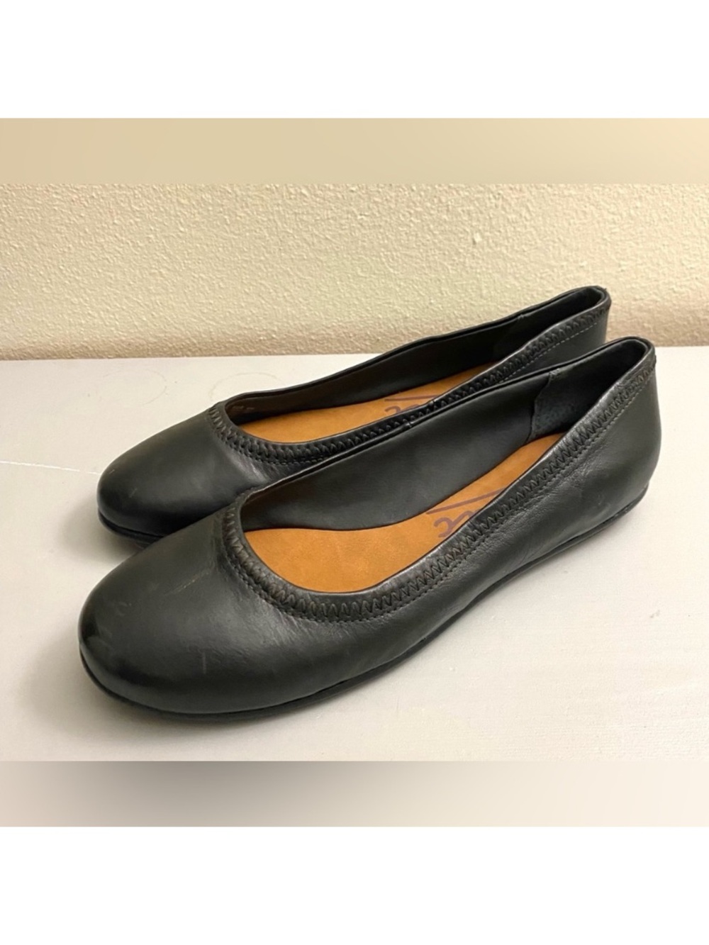 NWT Zodiac pumps ballet genuine leather comfort shoes. Size 8M